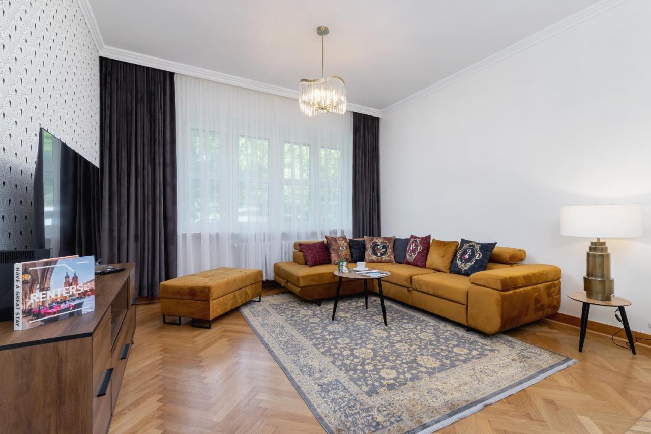 Luxurious & Unique Mickiewicza Cracow By Renters Prestige Appartement Krakau