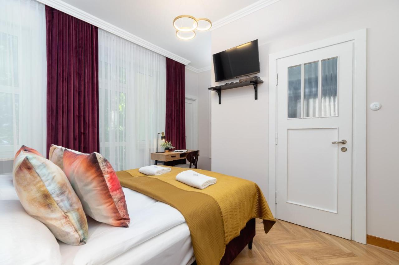 Luxurious & Unique Mickiewicza Cracow By Renters Prestige Appartement Krakau
